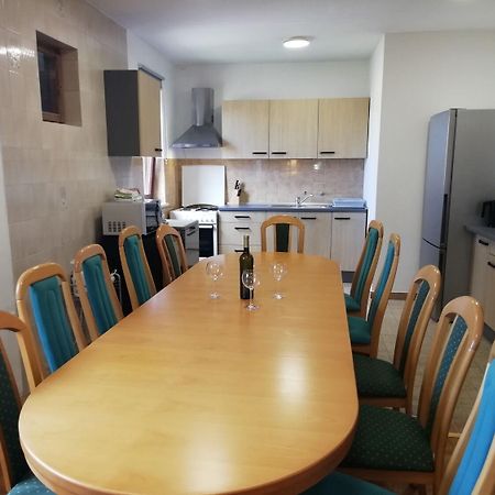 Apartments Ljilja Нин Экстерьер фото