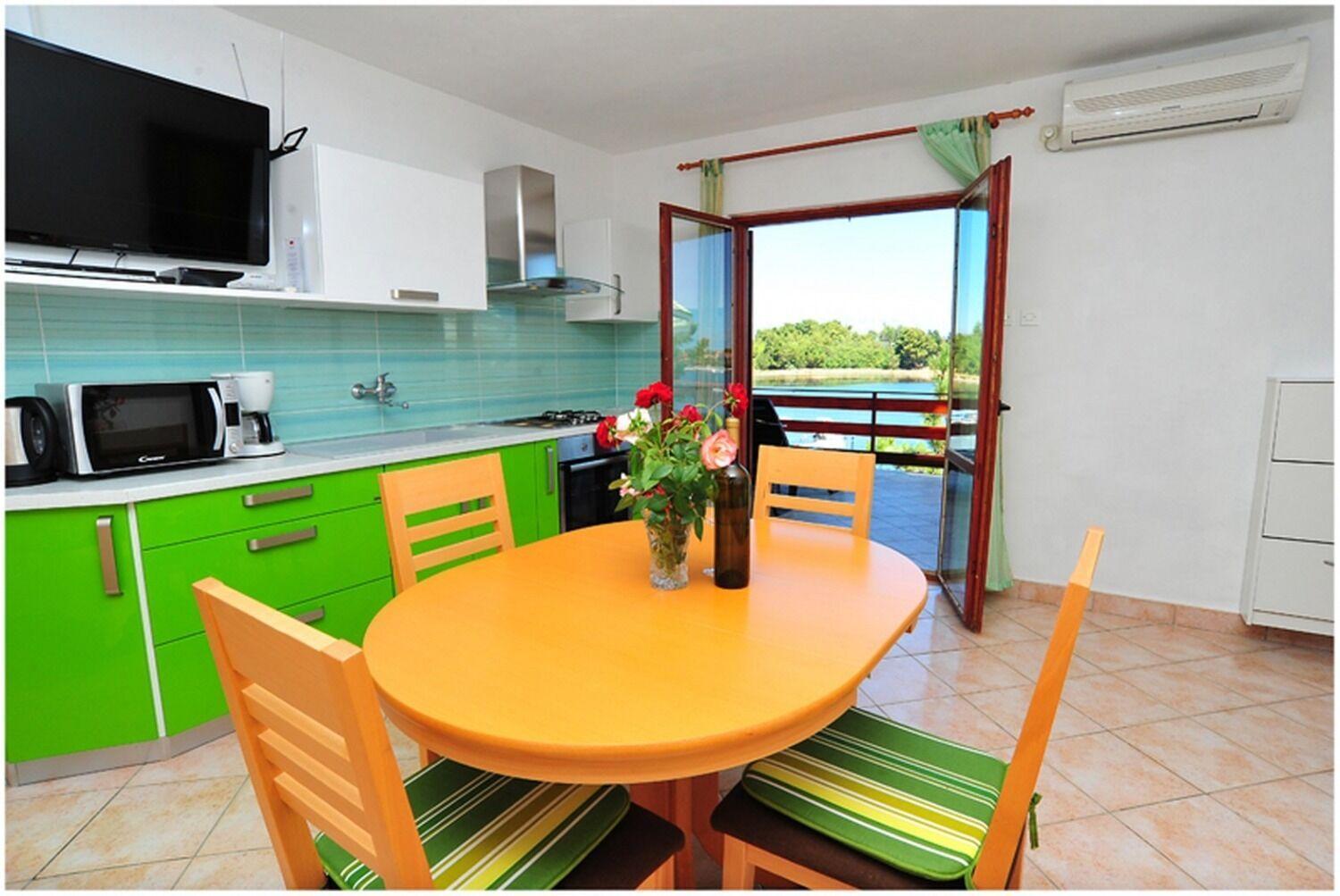Apartments Ljilja Нин Экстерьер фото